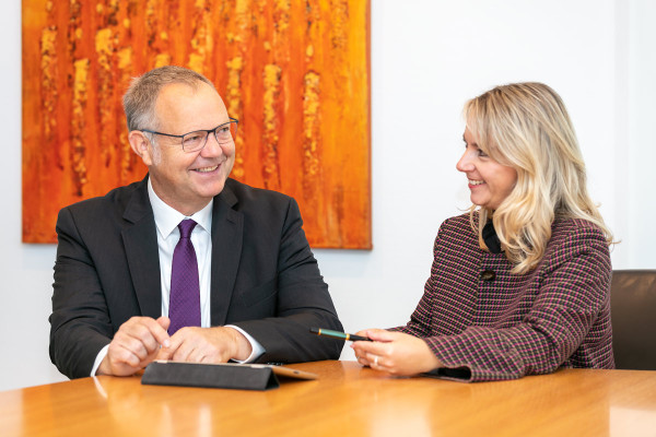 Mitarbeiter im Gespräch